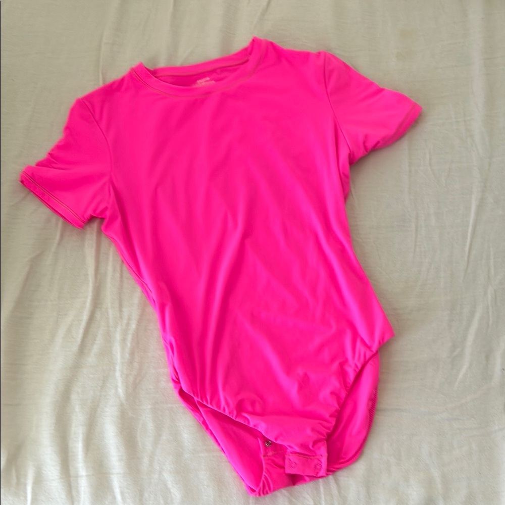 SKIMS Pink Bodysuit Top with Short Sleeves